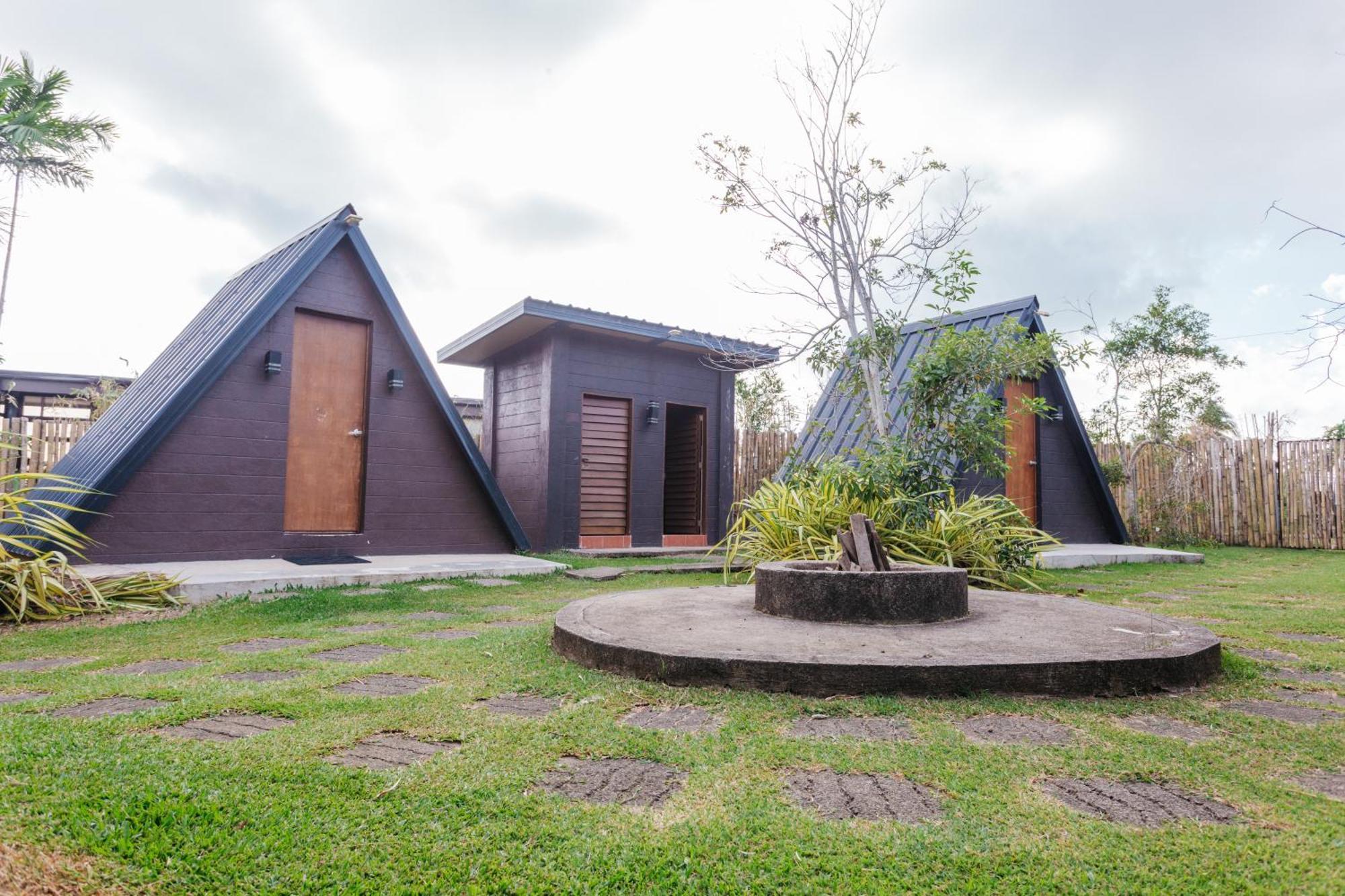 Spacio Caliraya Bed & Breakfast Lumban Exterior photo