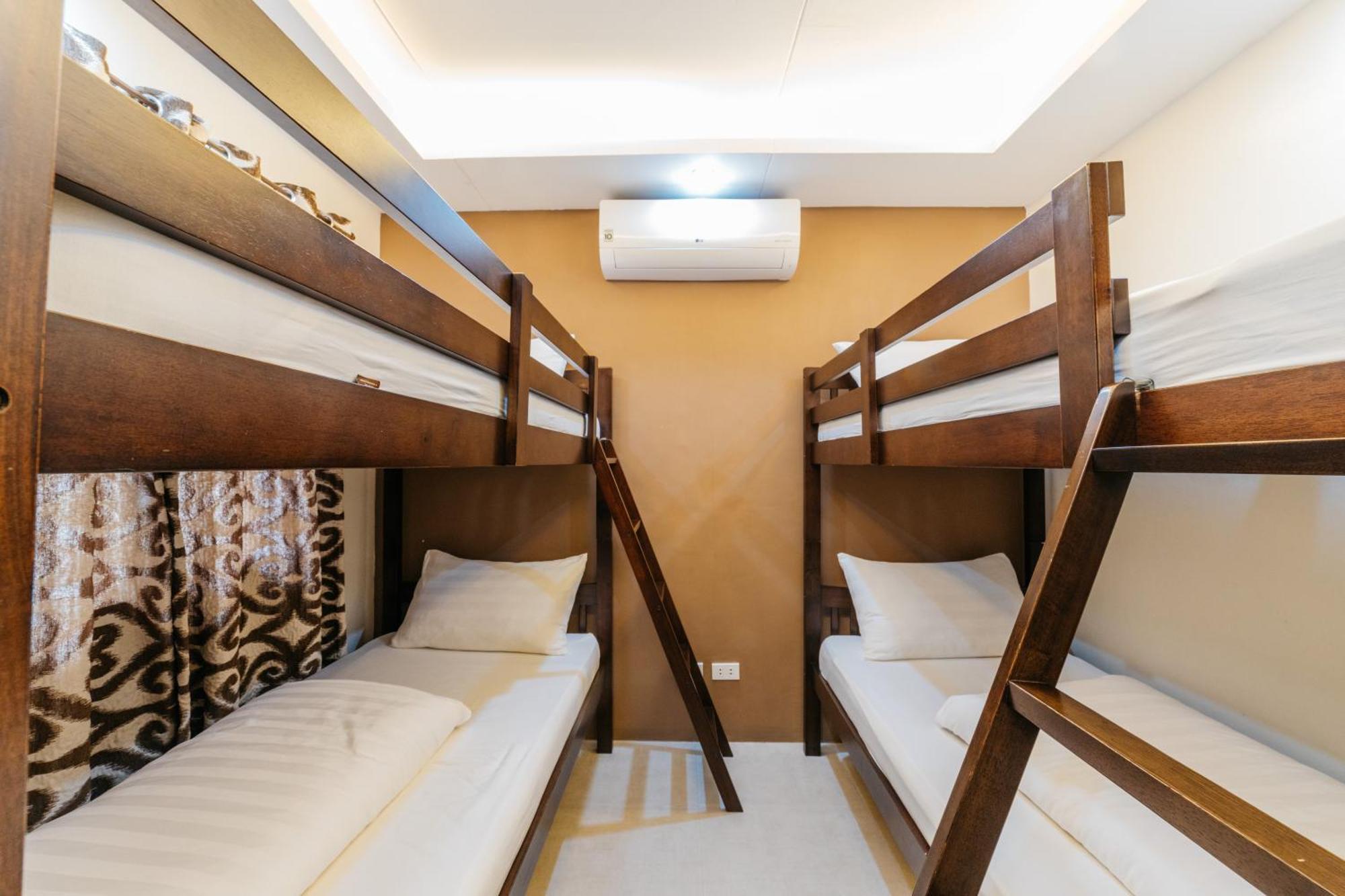 Spacio Caliraya Bed & Breakfast Lumban Exterior photo