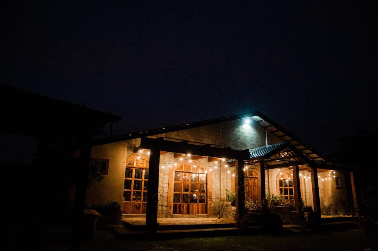 Spacio Caliraya Bed & Breakfast Lumban Exterior photo