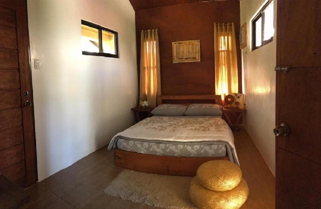 Spacio Caliraya Bed & Breakfast Lumban Exterior photo